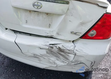 2005 Scion Tc из США, поврежденный, VIN JTKDE177650041616